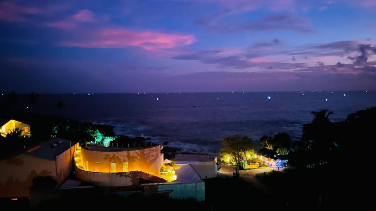 Mazarine Surf Suites Hiriketiya Діквелла Екстер'єр фото