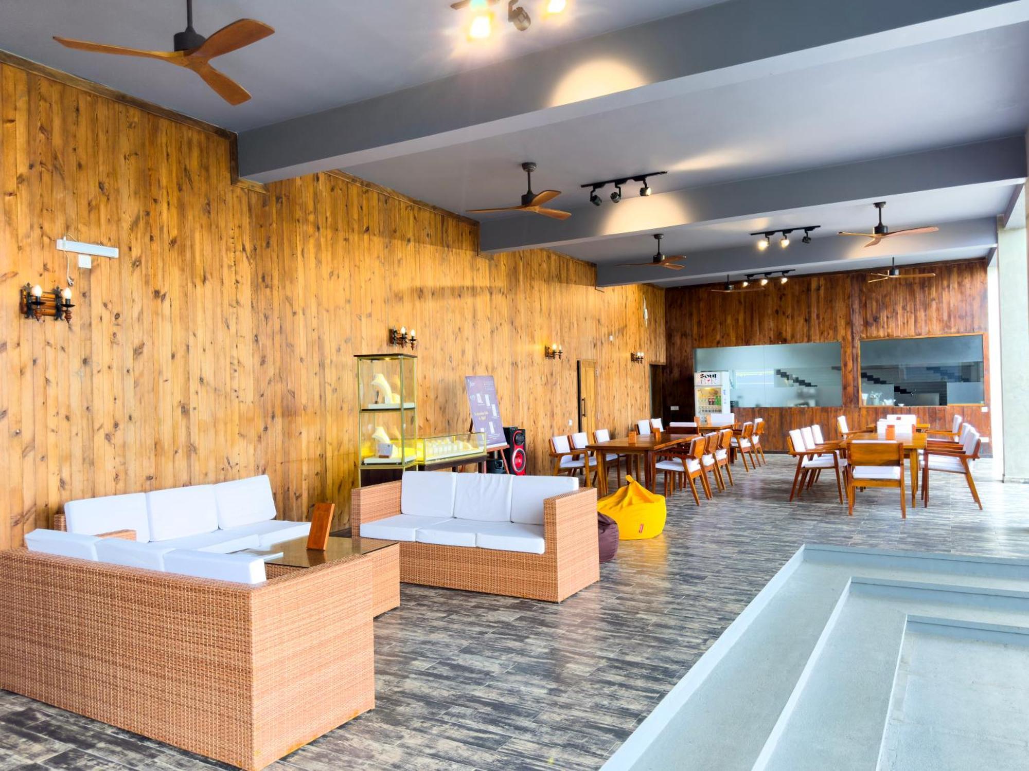 Mazarine Surf Suites Hiriketiya Діквелла Екстер'єр фото